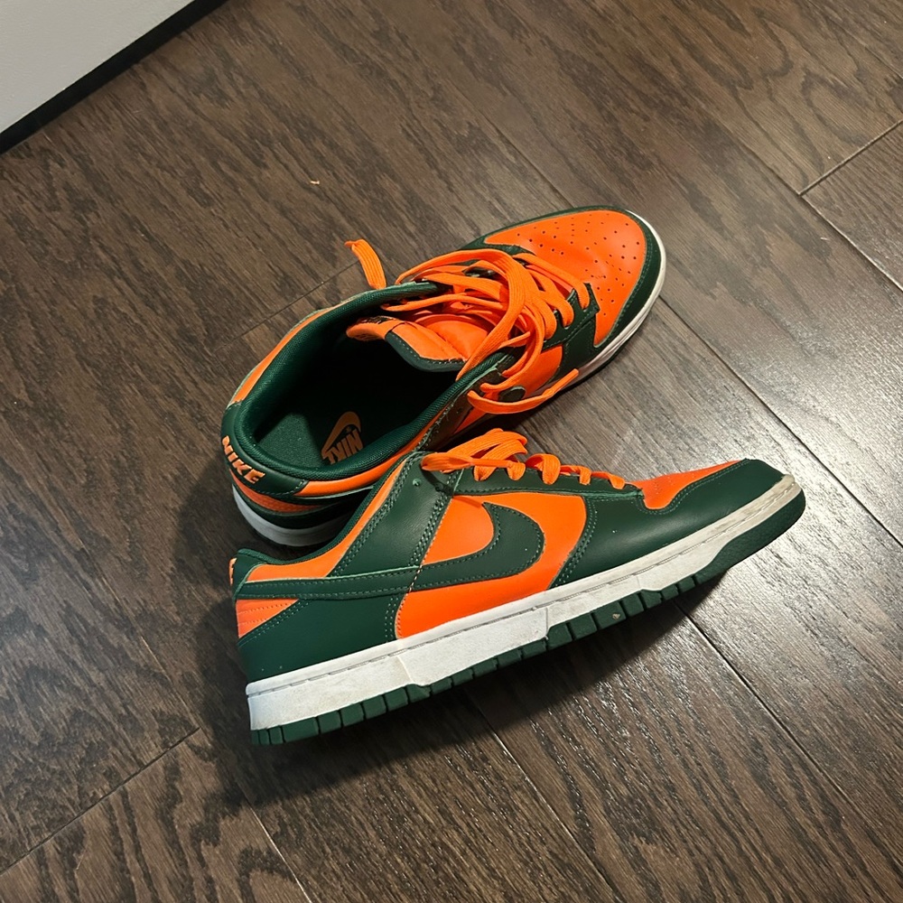Nike Dunk Size 9.5 - UMiami